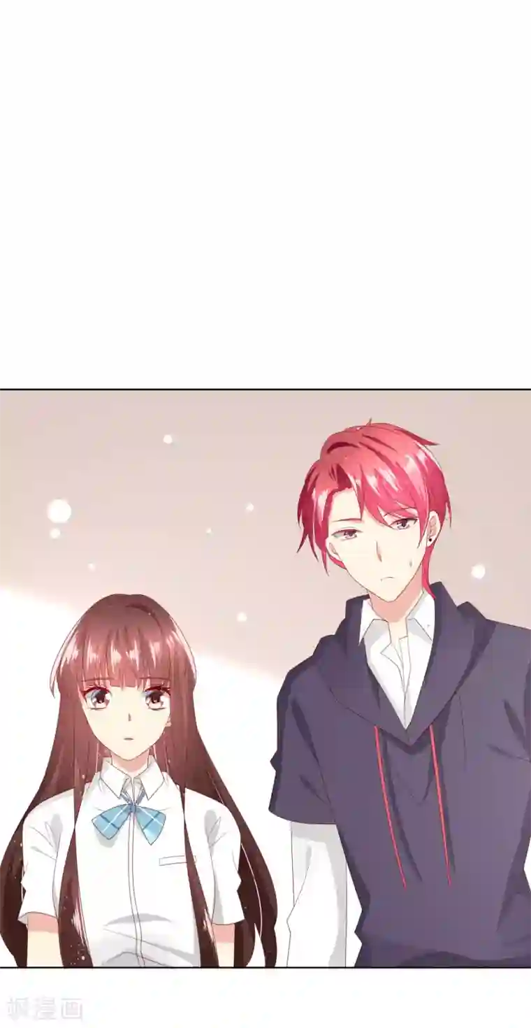 人气同桌是只猫第119话 爆炸性新闻！