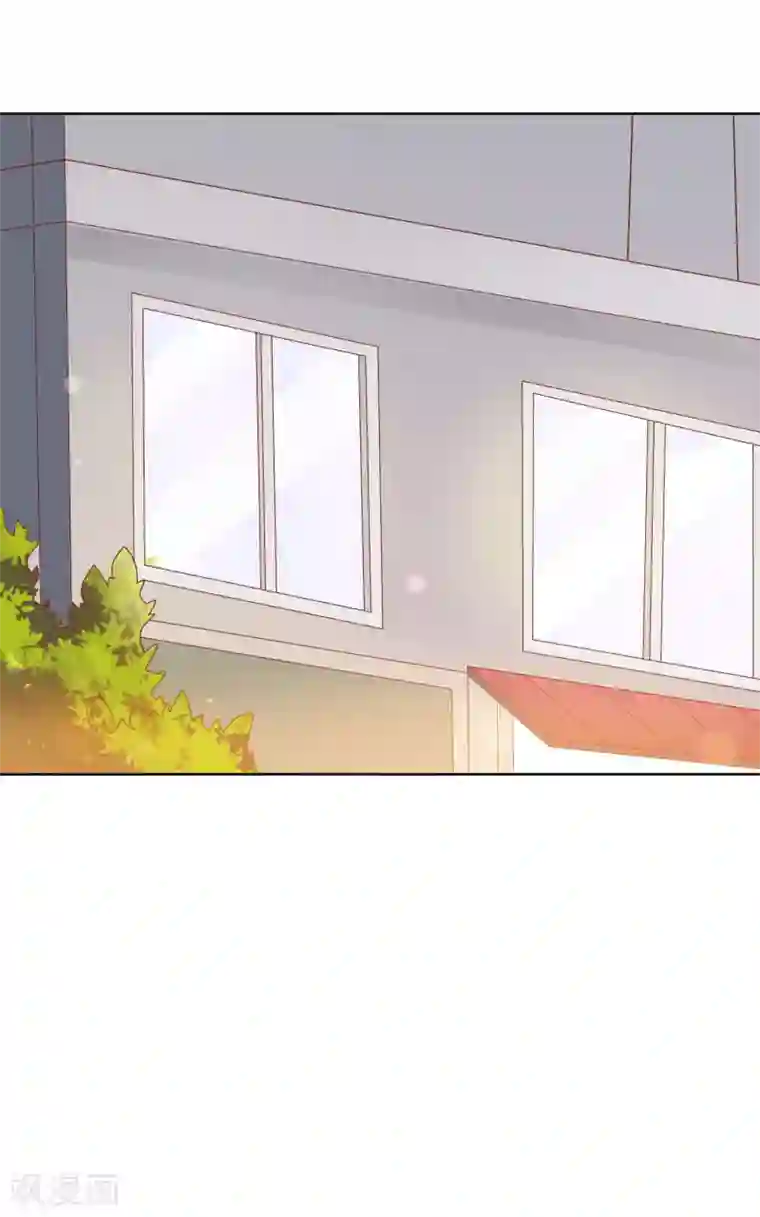 人气同桌是只猫第129话 舞会上的衣服