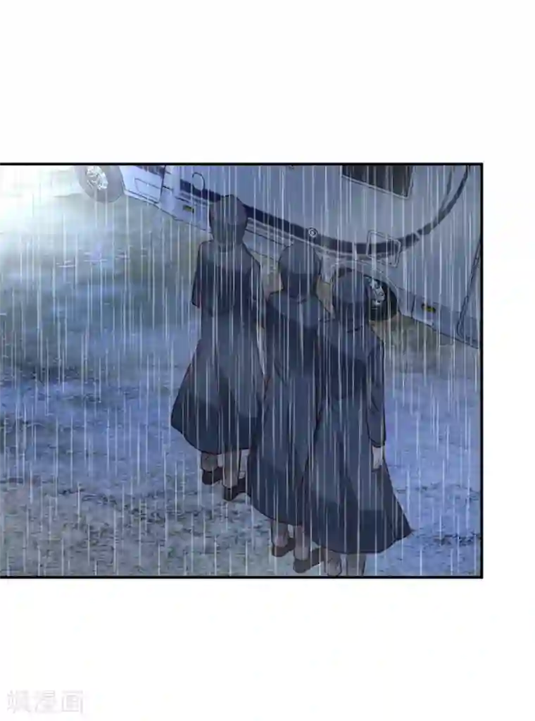 错嫁替婚总裁第133话 奇怪的村子