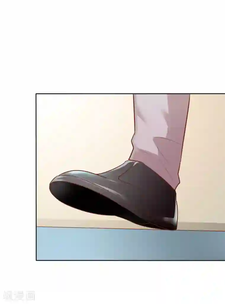 超模恋人有点甜第2话 一步一步的爬