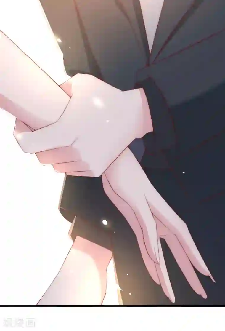 渣男总裁别想逃第111话 总裁好羞涩