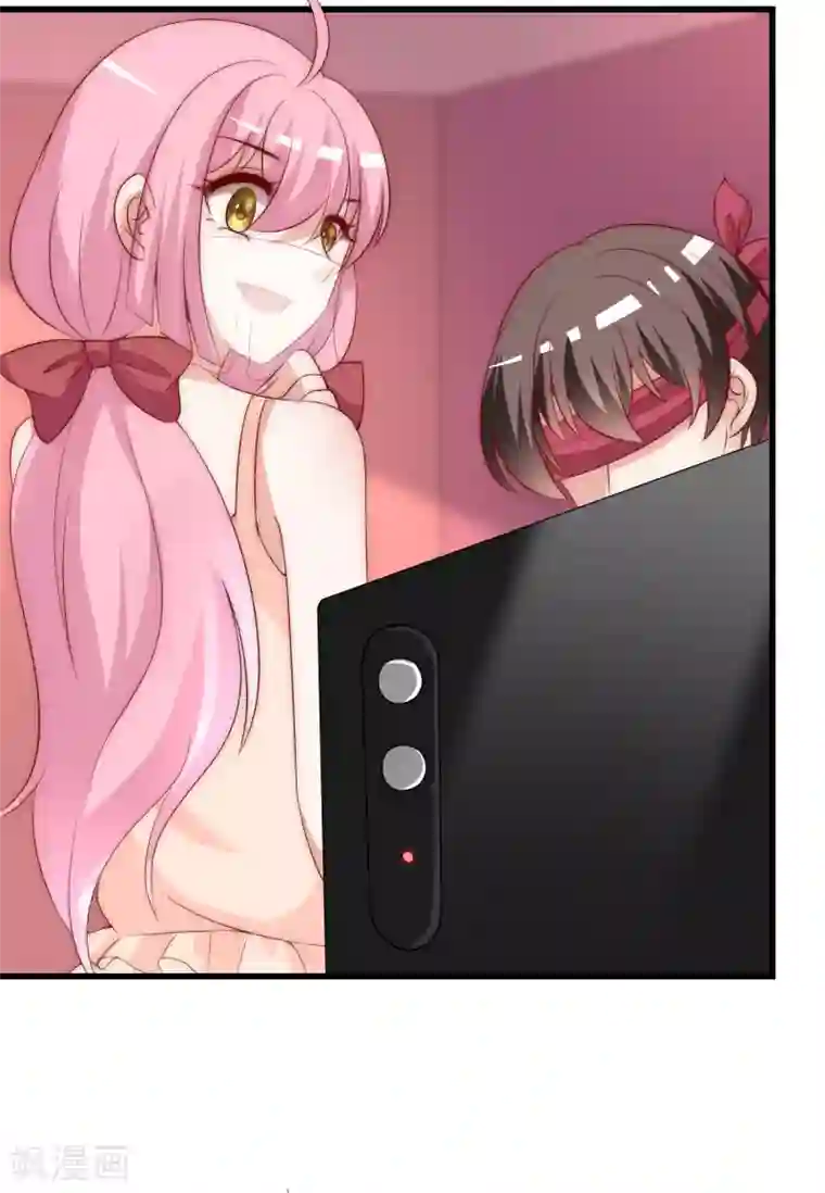 渣男总裁别想逃第156话 直播看大戏！