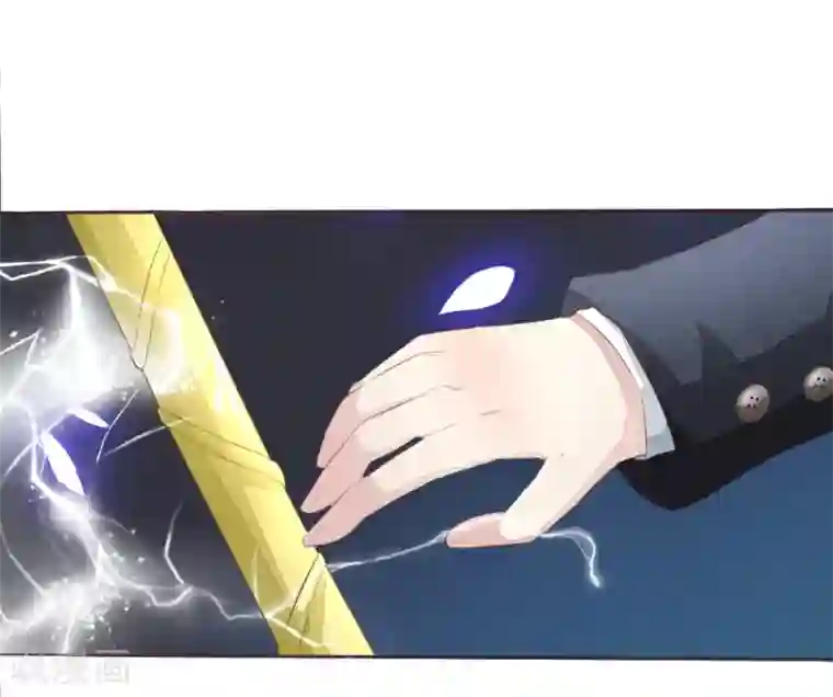 吸血鬼男神第210话 你就是我的杀父仇人