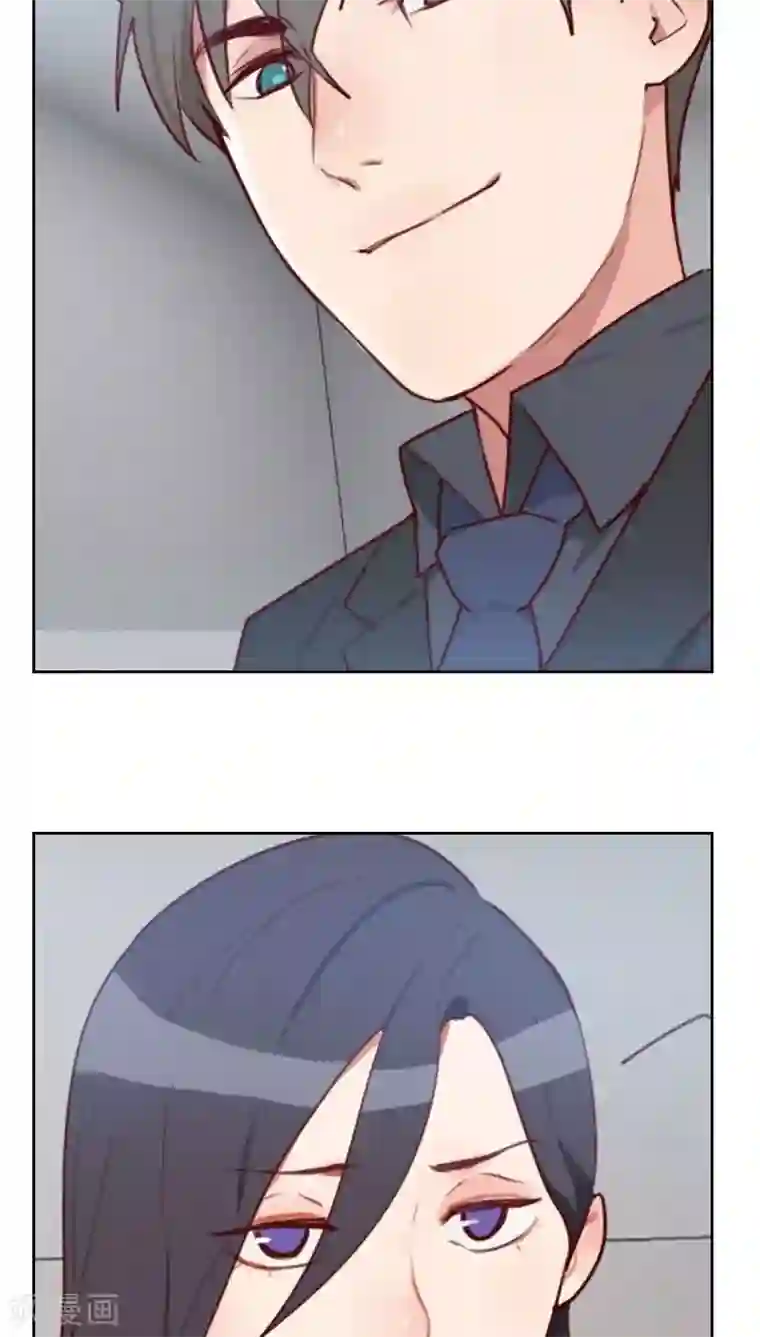 初恋男友是boss第16话 电梯里的拥抱