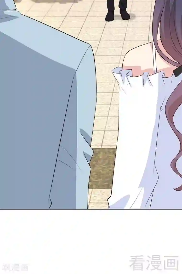 男神萌宝一锅端第117话 距离太近了