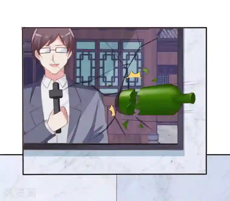 总裁，来一坛千杯不醉第100话 冷冷的狗粮在脸上胡乱地拍