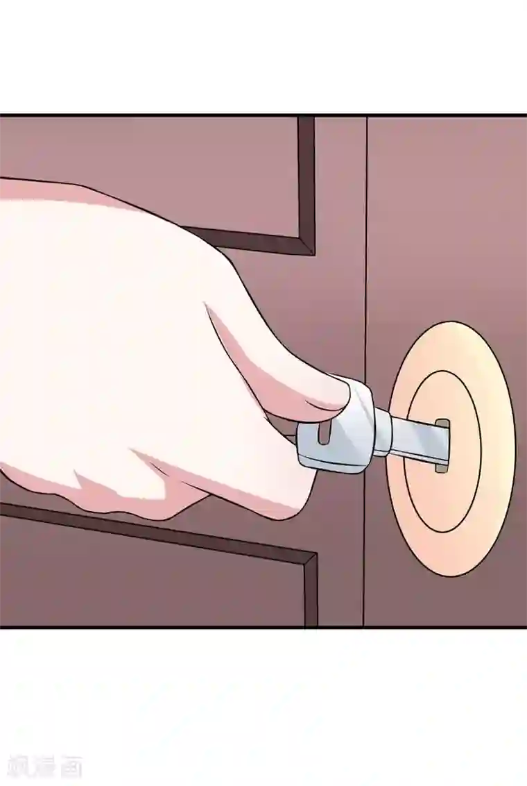 在下铲屎官：喵王在上第32话 死鬼，不要碰我的屁股！