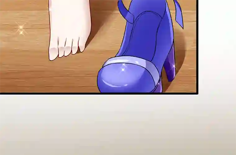 我的第一女管家第40话 秘书