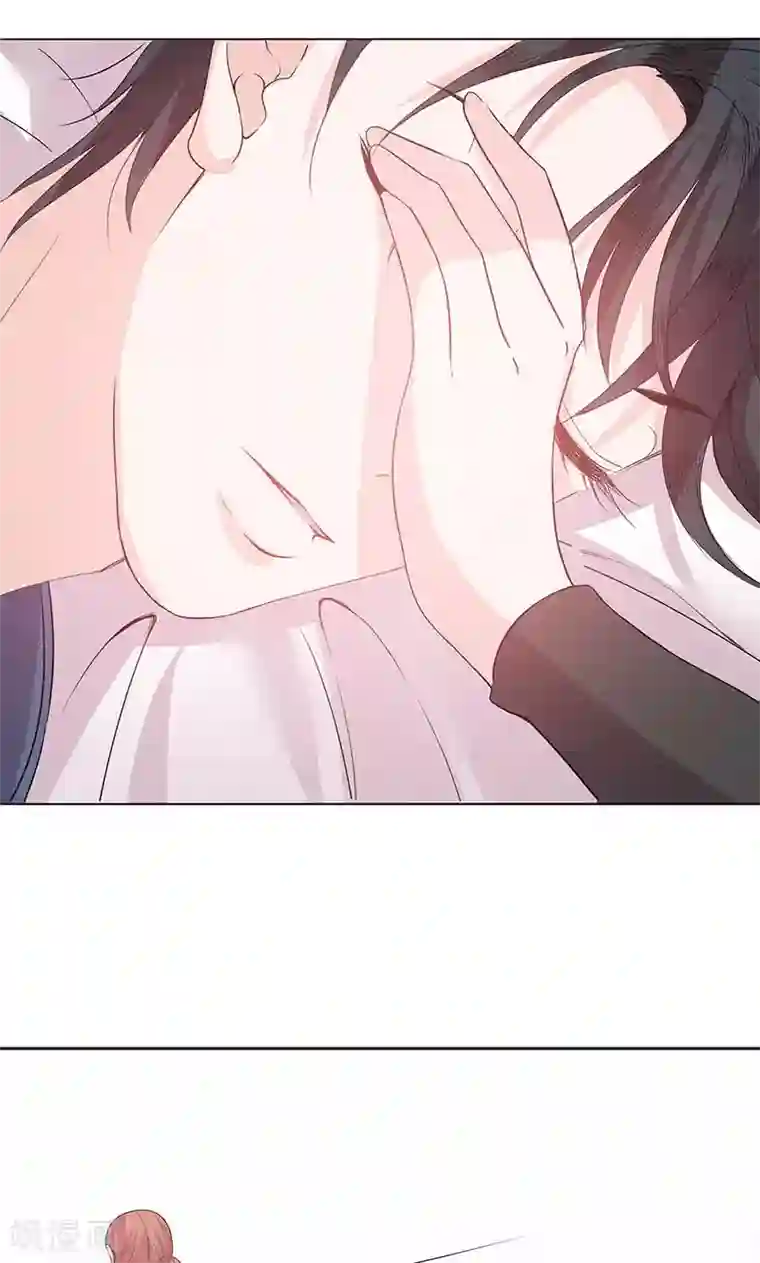 契约总裁：阿Q萌妻第61话 陪睡的补偿