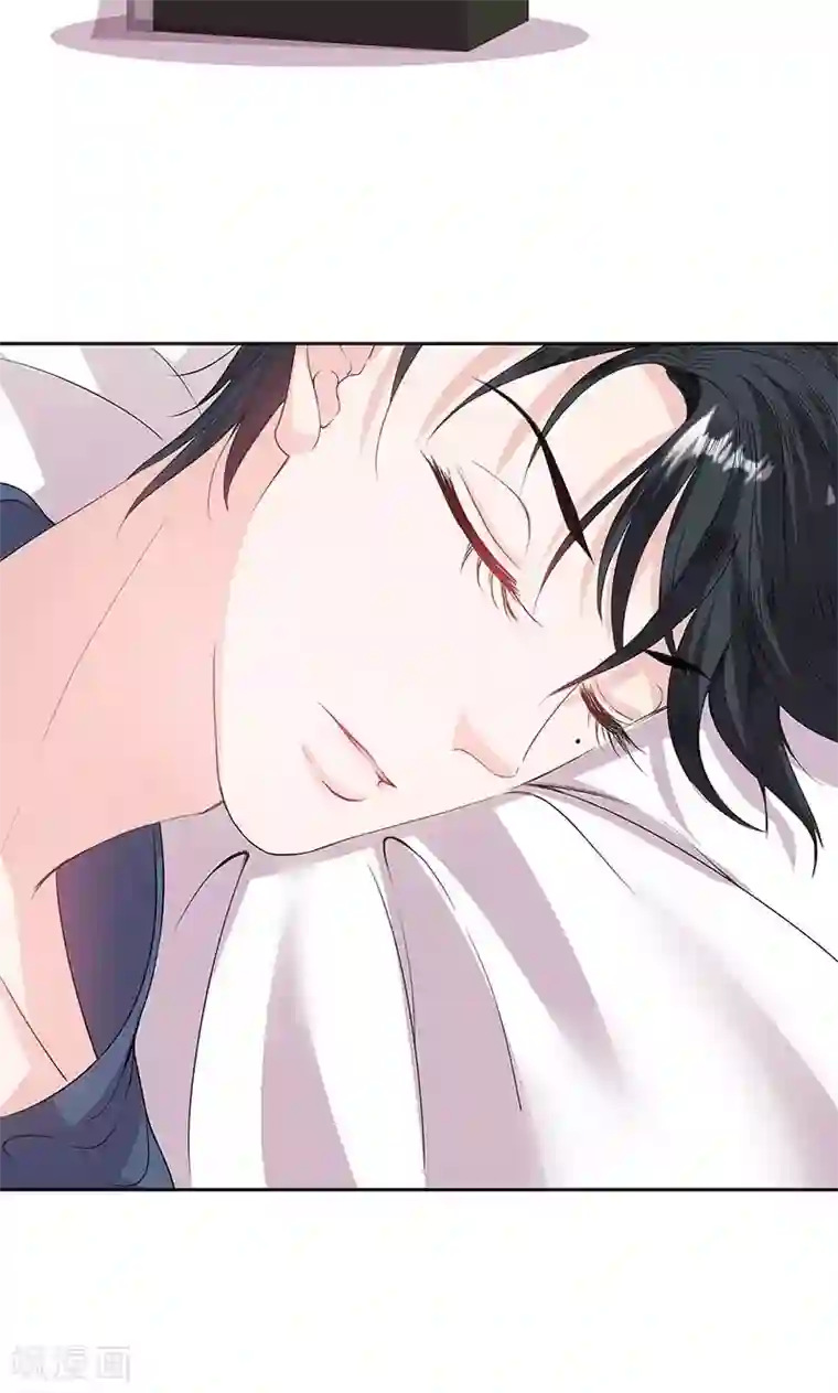 契约总裁：阿Q萌妻第61话 陪睡的补偿