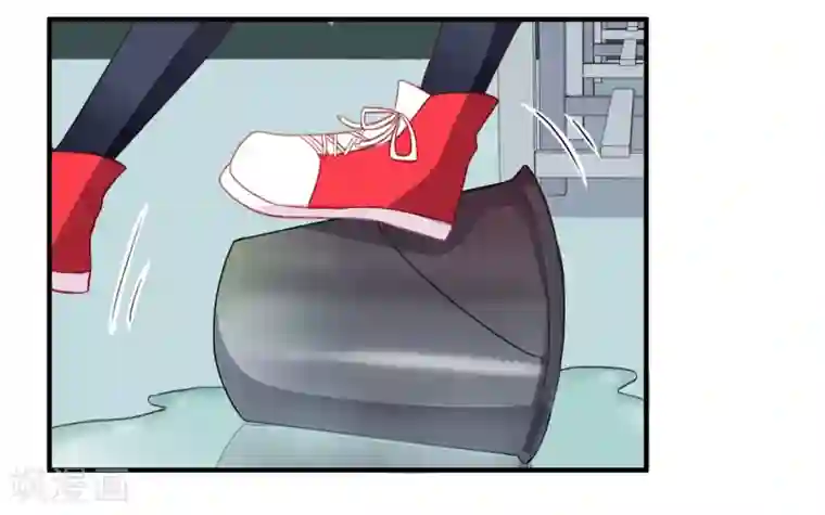 霸道校草的野丫头第11话 道歉有用吗