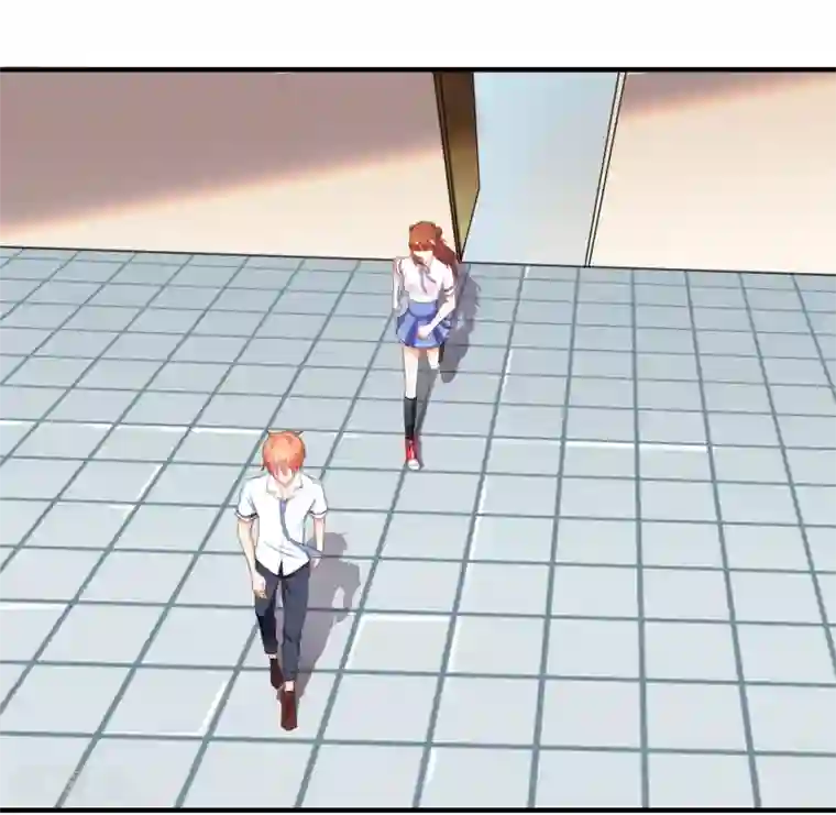 霸道校草的野丫头第12话 送你一包枣