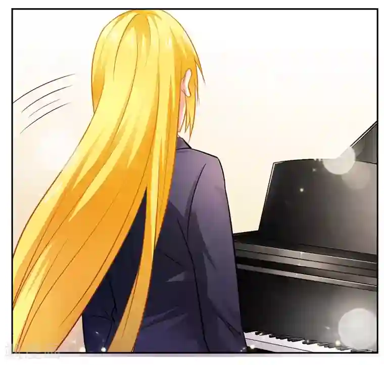 腹黑总裁别乱来第42话 醒了？换衣服！