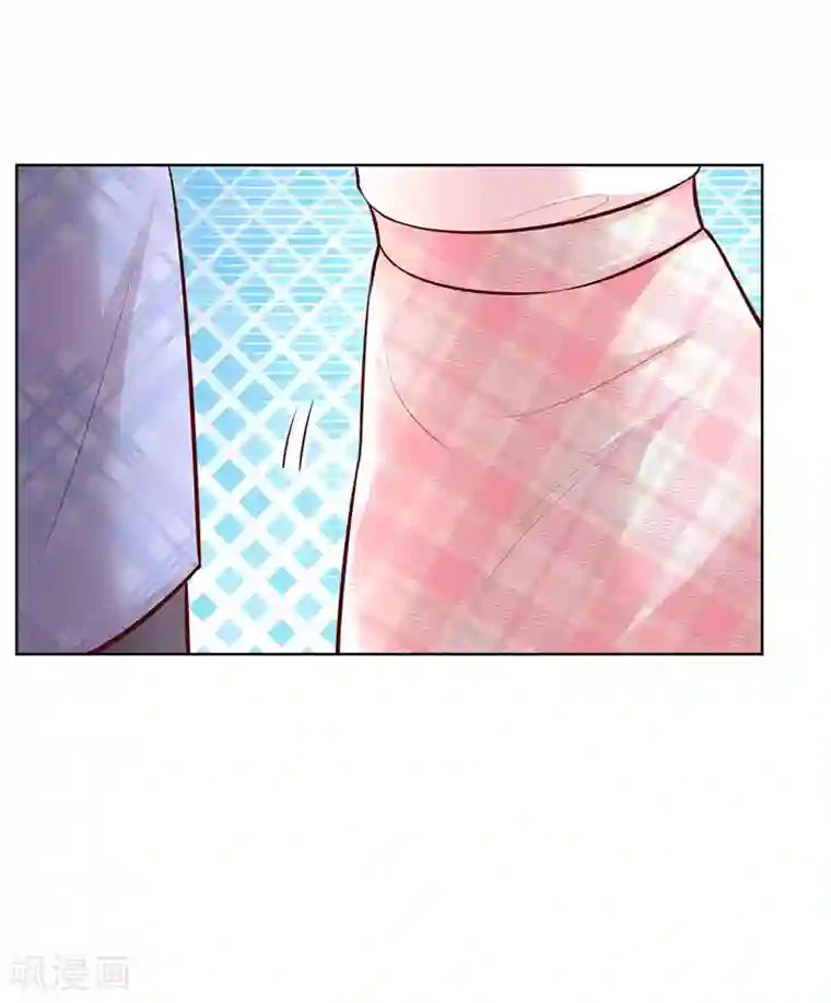 妈咪快跑：爹地追来了第125话 眼里只有她