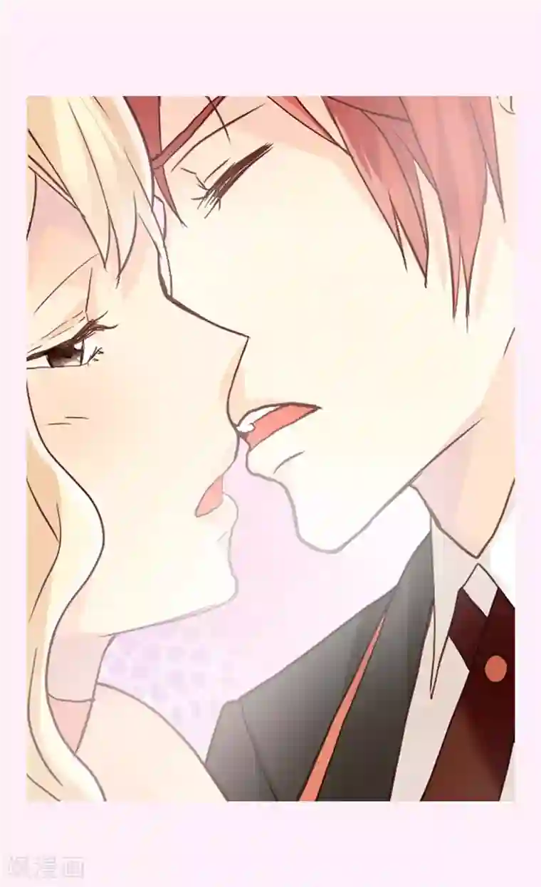 异世界皇妃第190话 长得帅又不是我的错