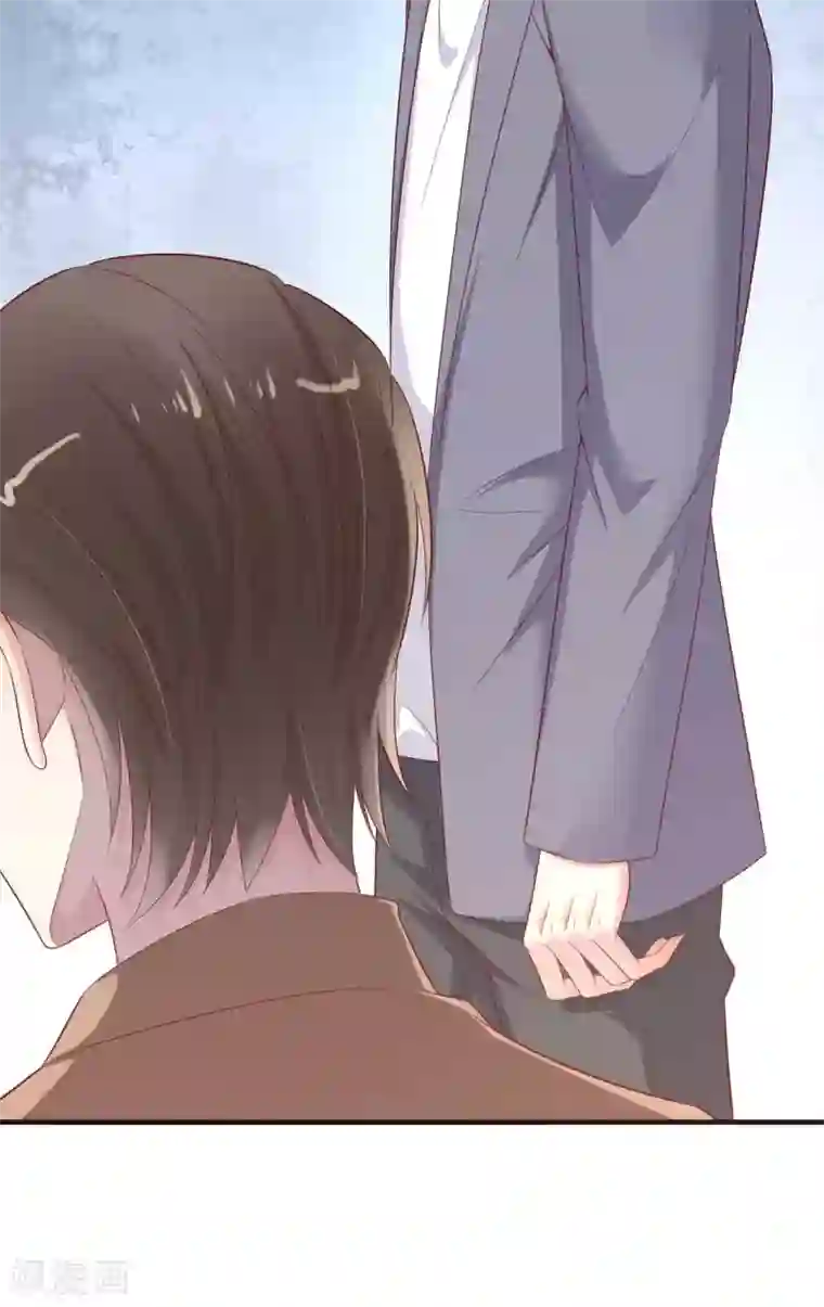 霸道总裁爱上我第215话 帅气的舅舅登场啦