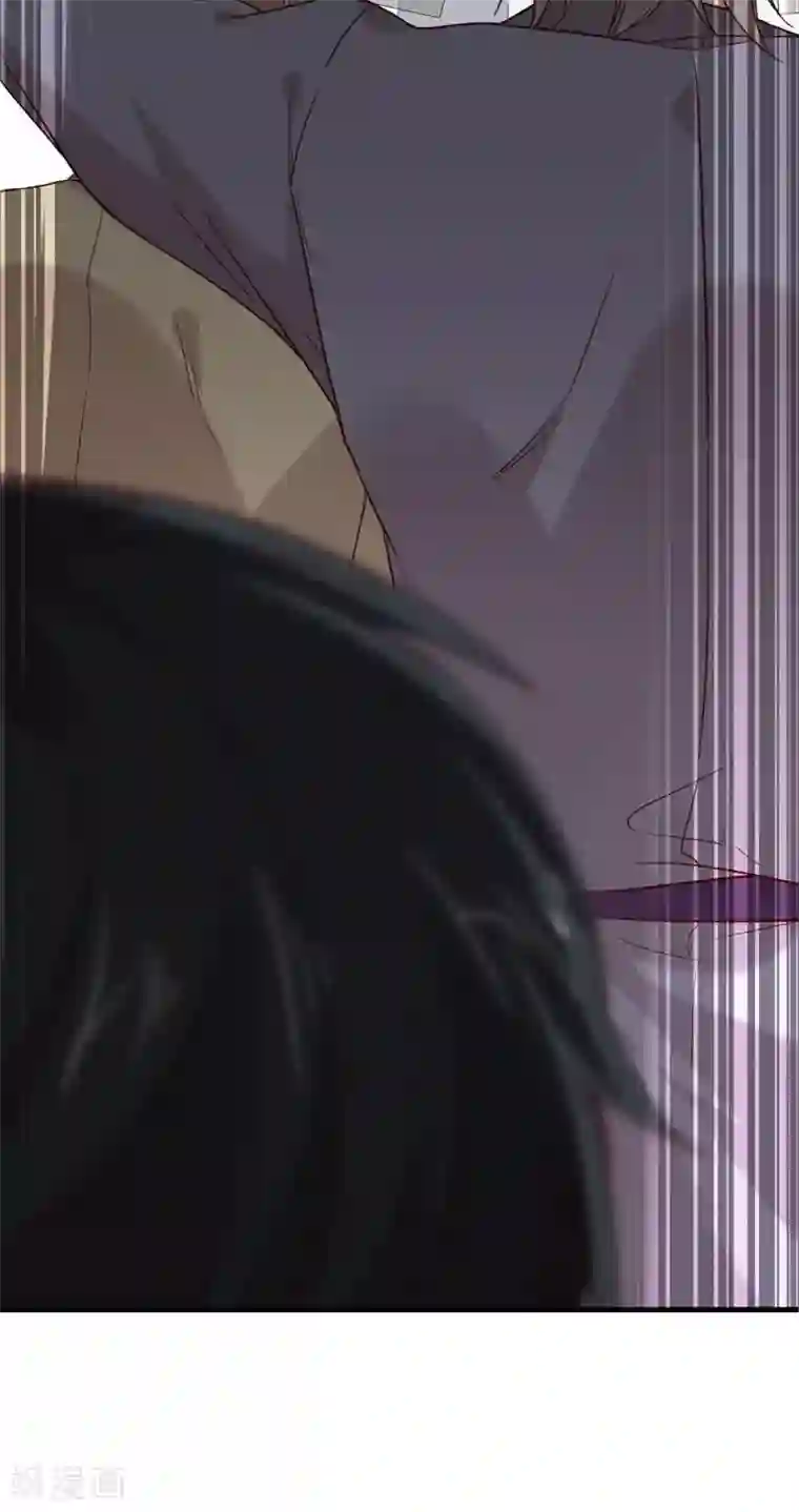 我与玛丽苏女主抢男友第81话 意外不断