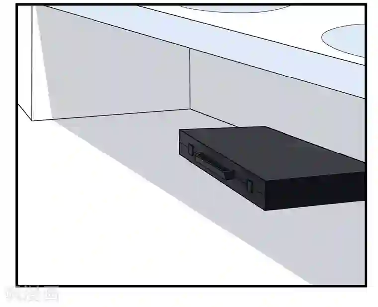 垫底特工第30话 反派都爱用黑色箱子