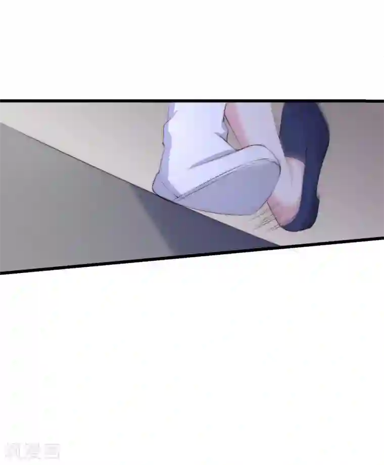 渣男总裁别想逃第271话 顾洛琛柳依依谈恋爱了？！