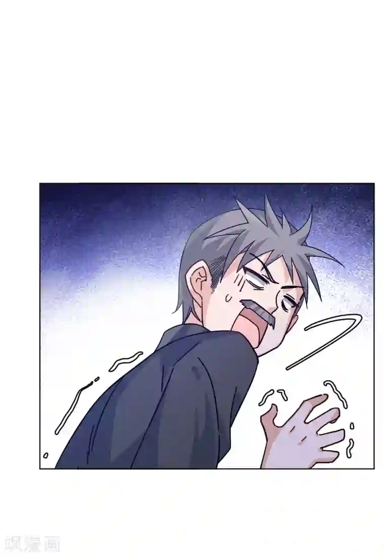 她来了，请趴下第130话 徒手攀岩2