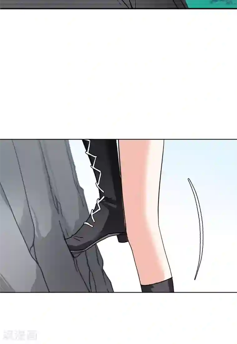 她来了，请趴下第130话 徒手攀岩2