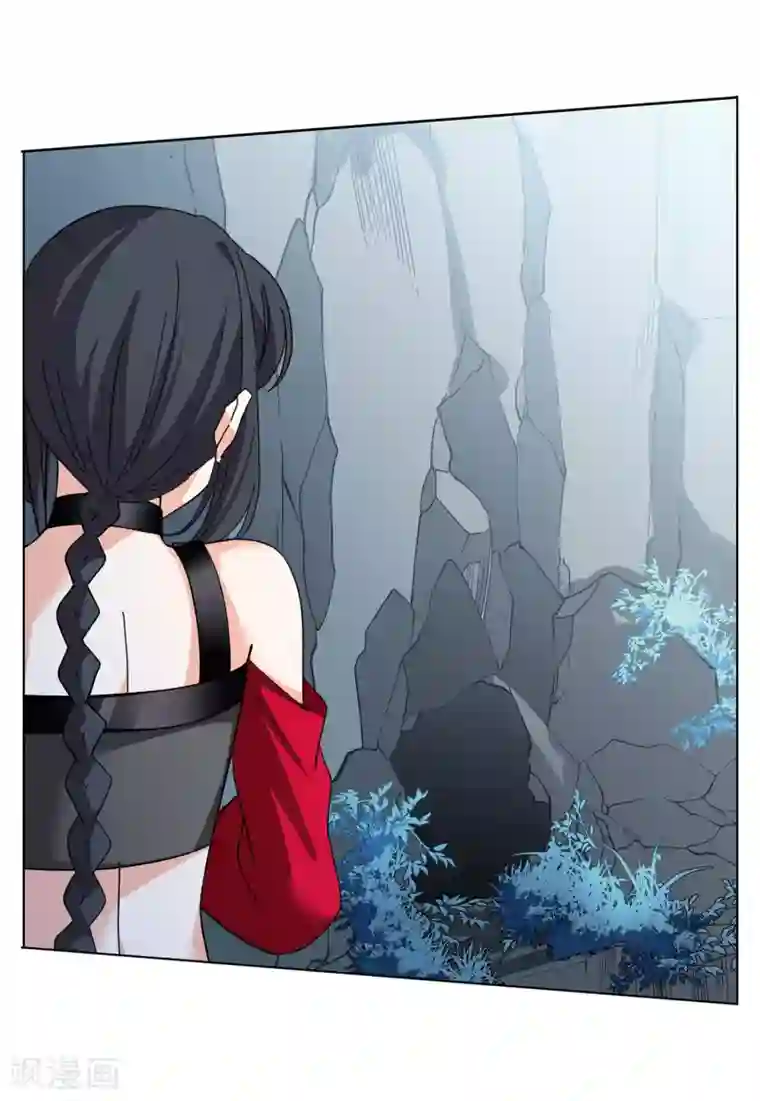 她来了，请趴下第131话 徒手攀岩3