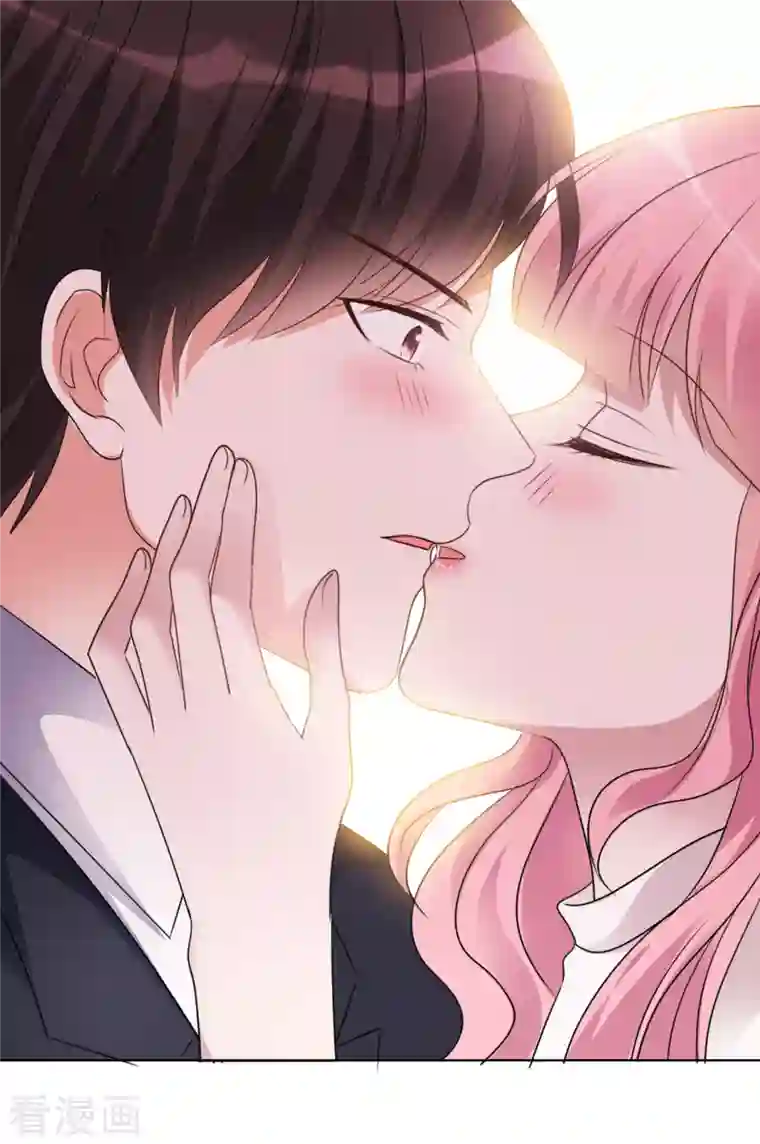 重生后靠脸混娱乐圈第51话 好热啊