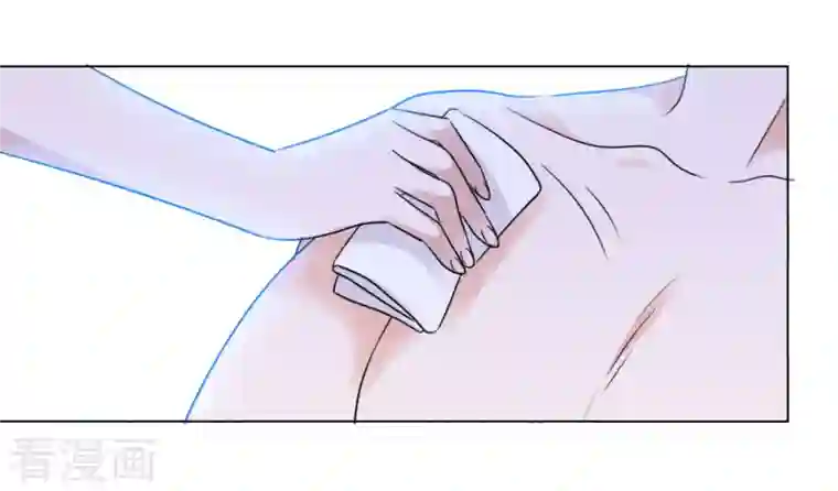 重生后靠脸混娱乐圈第94话 楚墨受伤