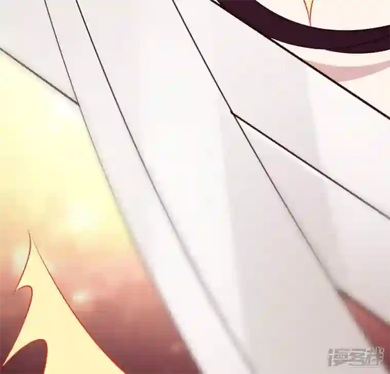 我的血族大人第111话 左手持剑怀中抱你