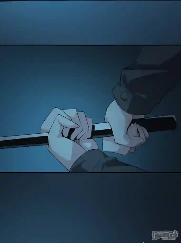 萌宝来袭：总裁爹地太难缠第16话 撞见他心跳如沸