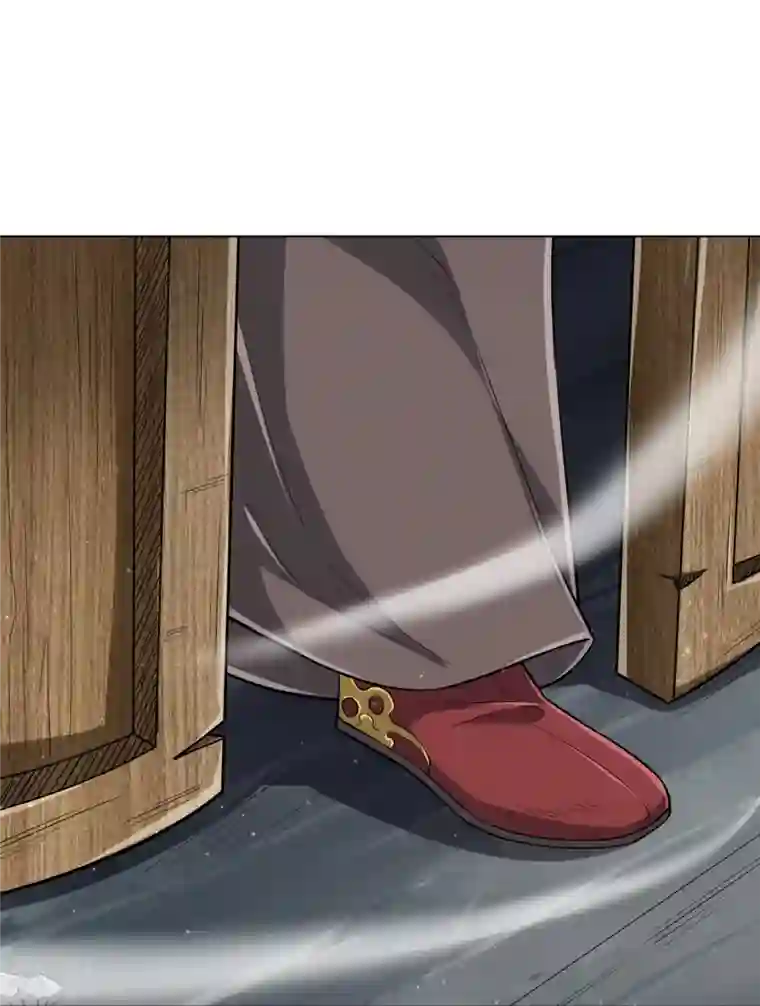 一等家丁第308话 红木家族