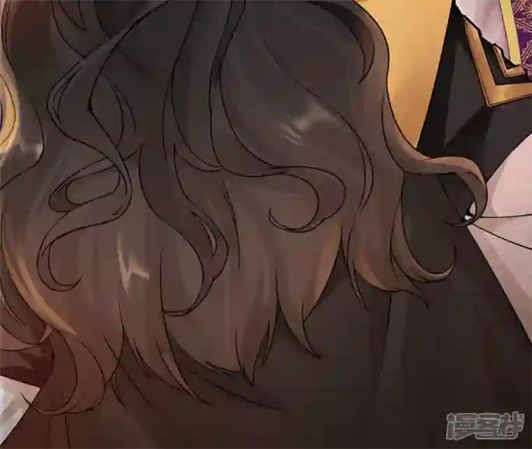 废柴女配，独揽群芳第36话 我爱女装大佬