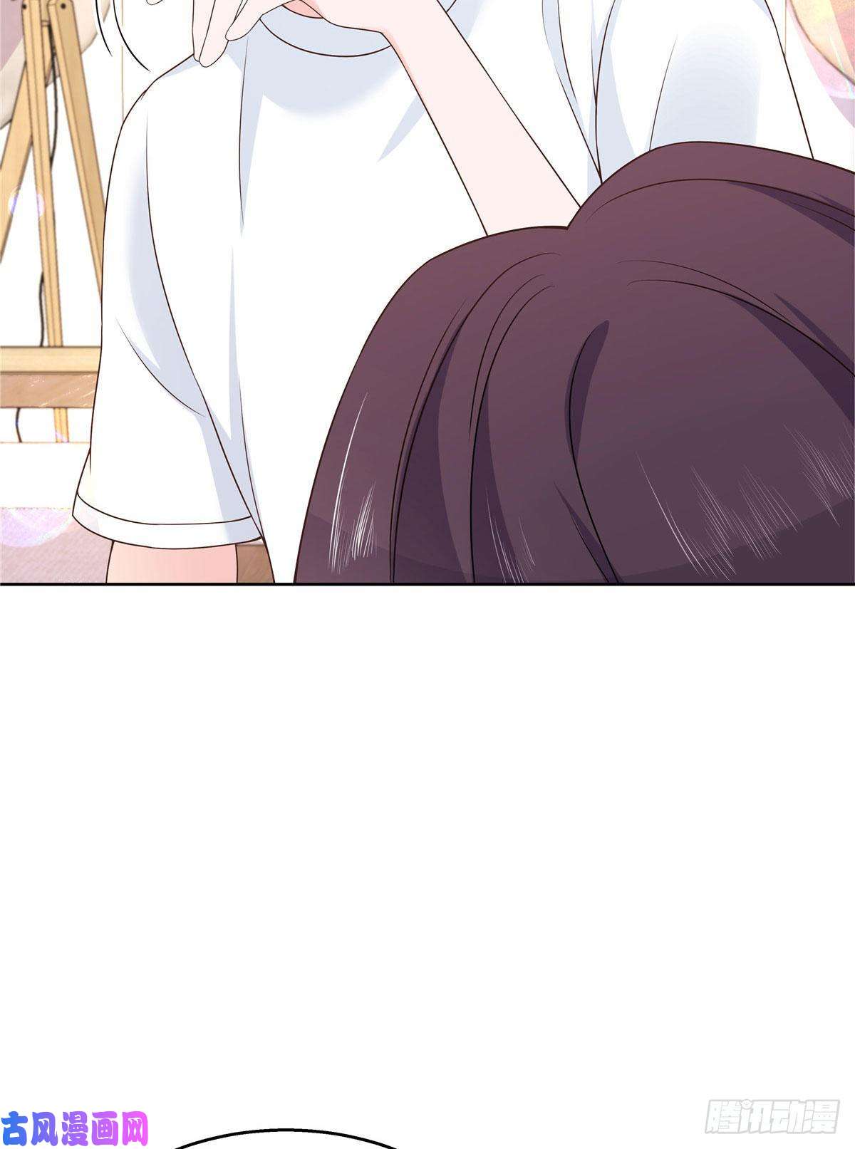 国民校草是女生第156话 亲了！是真的！