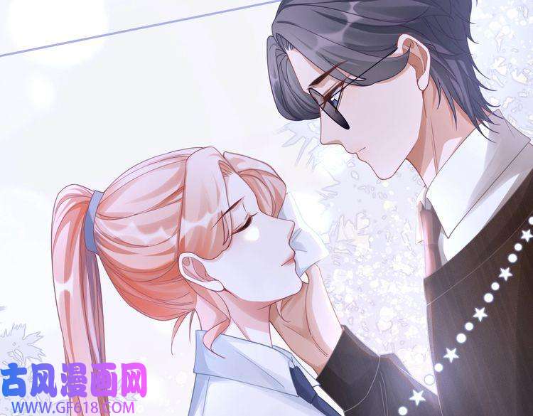 快穿女配冷静点第92话 被偷拍了？！