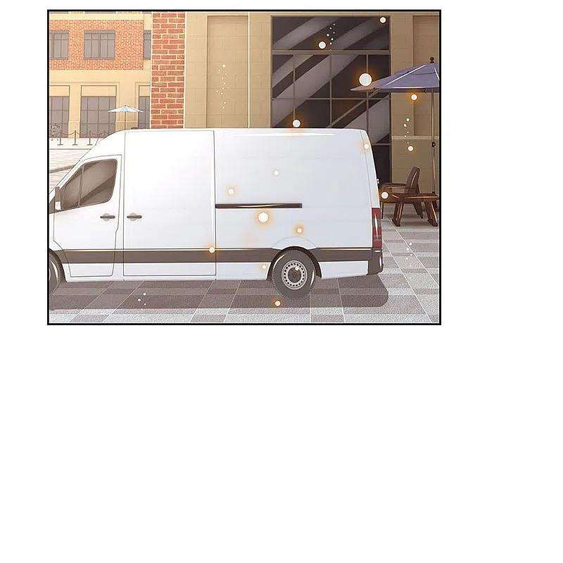 妈咪快跑：爹地追来了338话 熟悉的身影